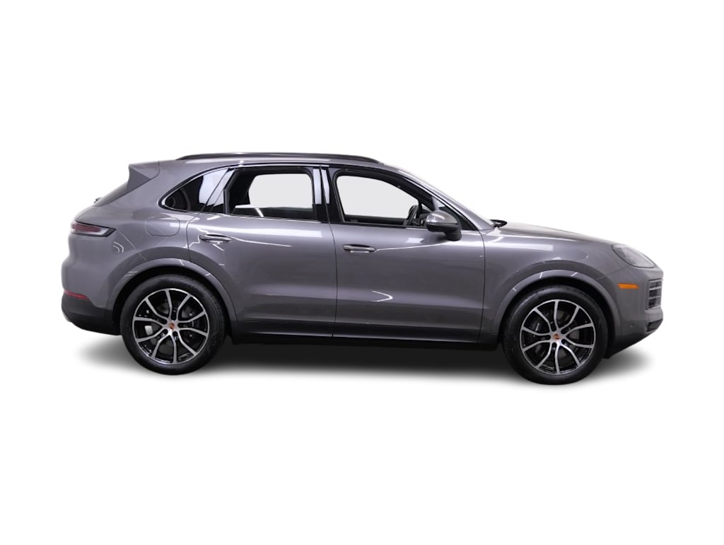 Thumbnail: 2026 Porsche Cayenne - 2