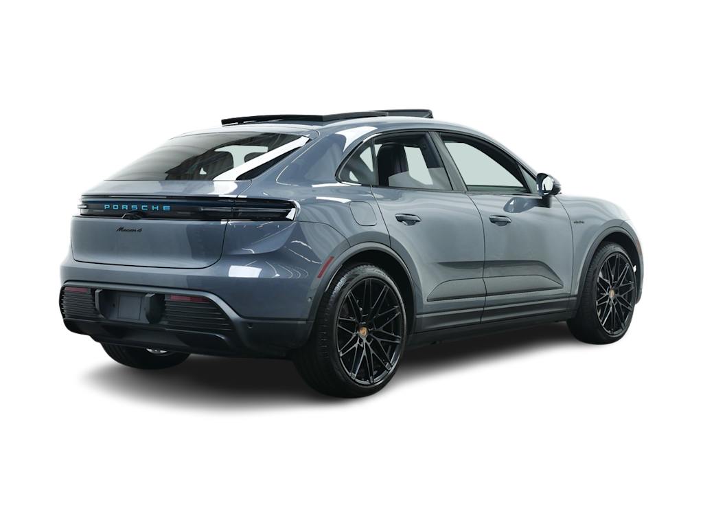 Thumbnail: 2025 Porsche Macan - 13
