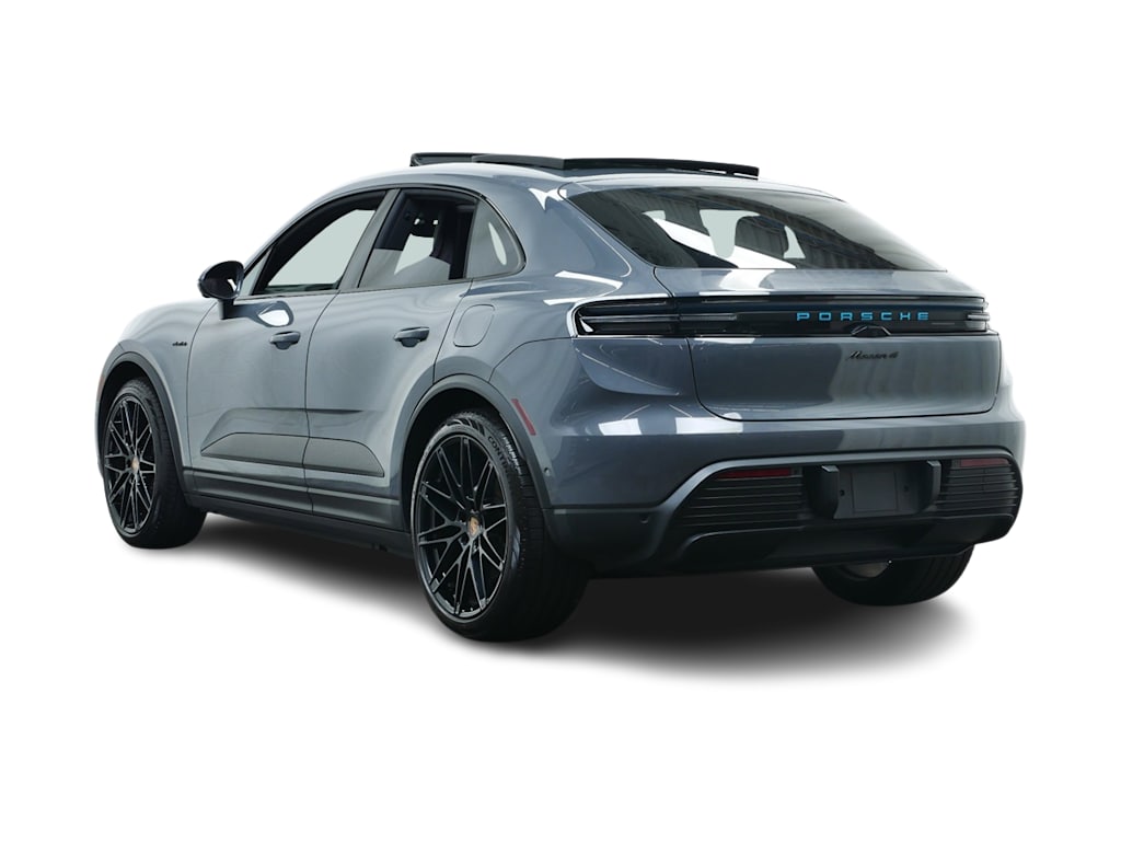 Thumbnail: 2025 Porsche Macan - 4