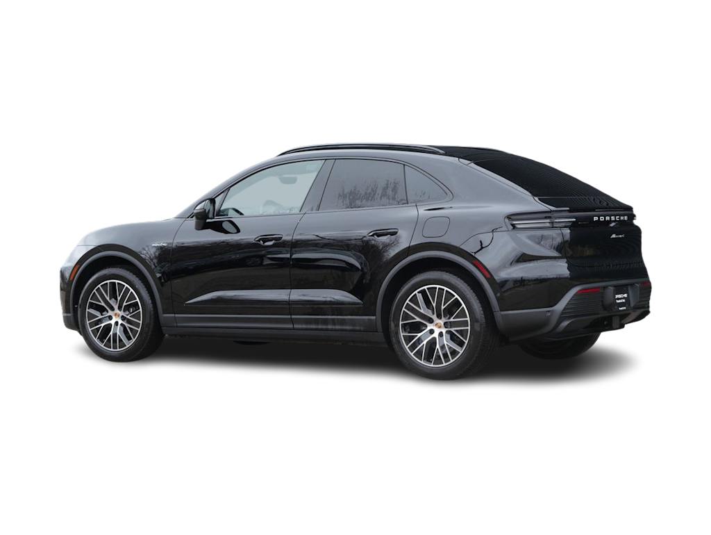 Thumbnail: 2026 Porsche Macan - 11