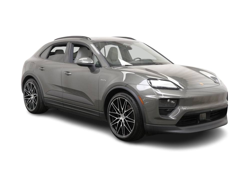 Thumbnail: 2024 Porsche Macan - 13