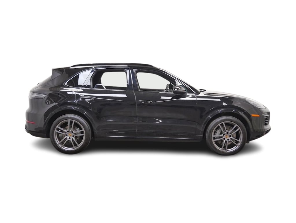 Thumbnail: 2023 Porsche Cayenne - 12