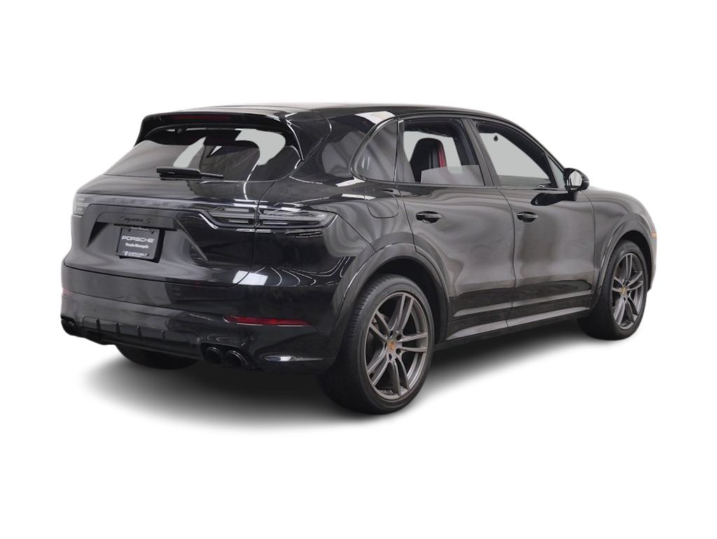 Thumbnail: 2023 Porsche Cayenne - 13