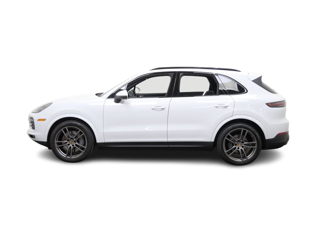 Thumbnail: 2021 Porsche Cayenne - 3