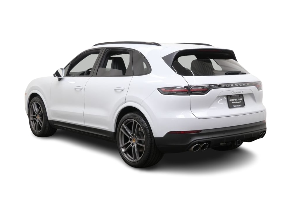 Thumbnail: 2021 Porsche Cayenne - 4