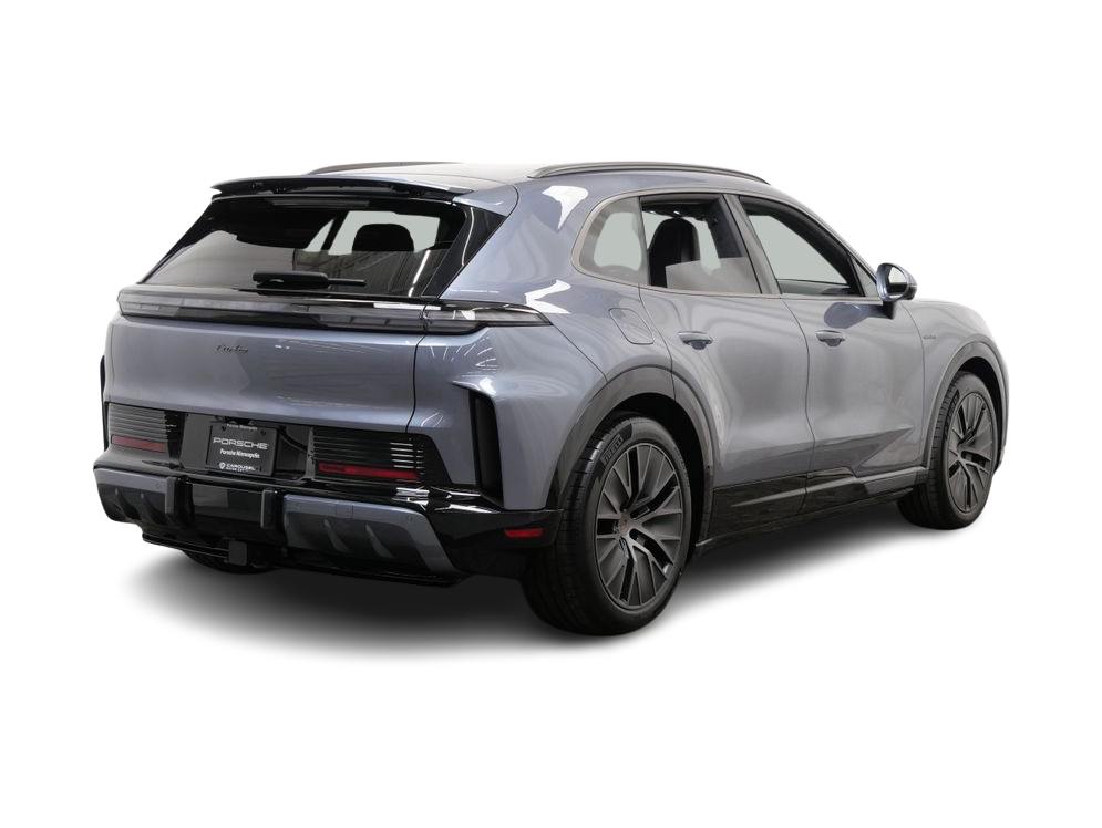 Thumbnail: 2026 Porsche Cayenne - 10
