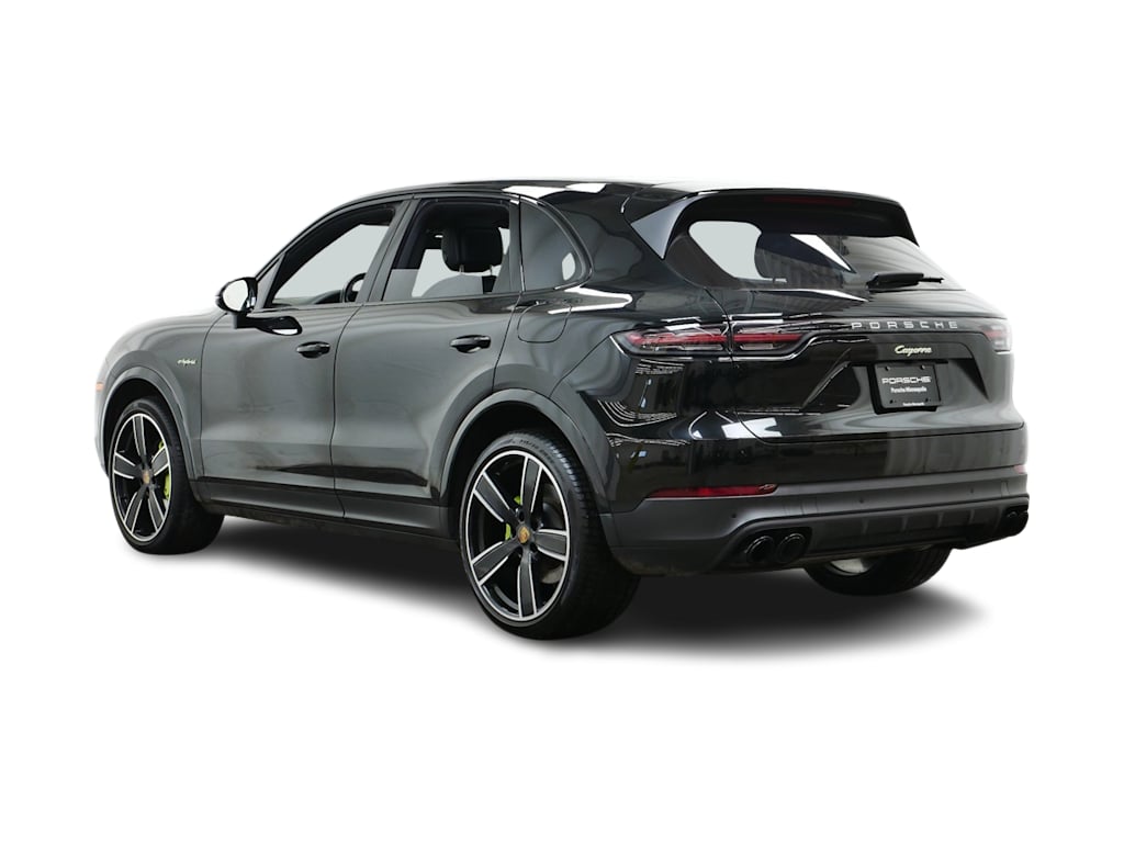 Thumbnail: 2023 Porsche Cayenne - 4