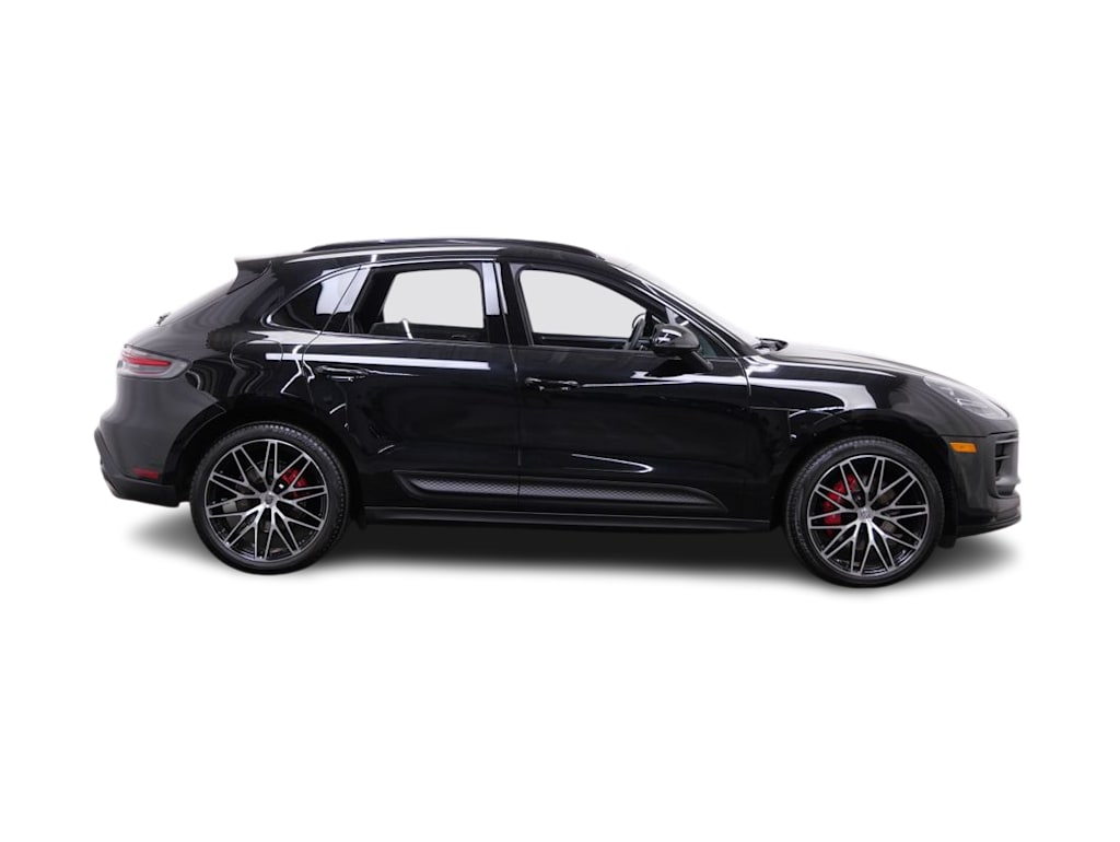 Thumbnail: 2023 Porsche Macan - 13