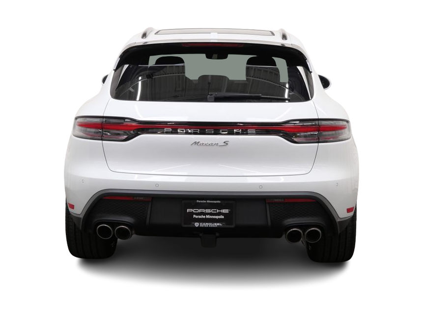 Thumbnail: 2026 Porsche Macan - 5