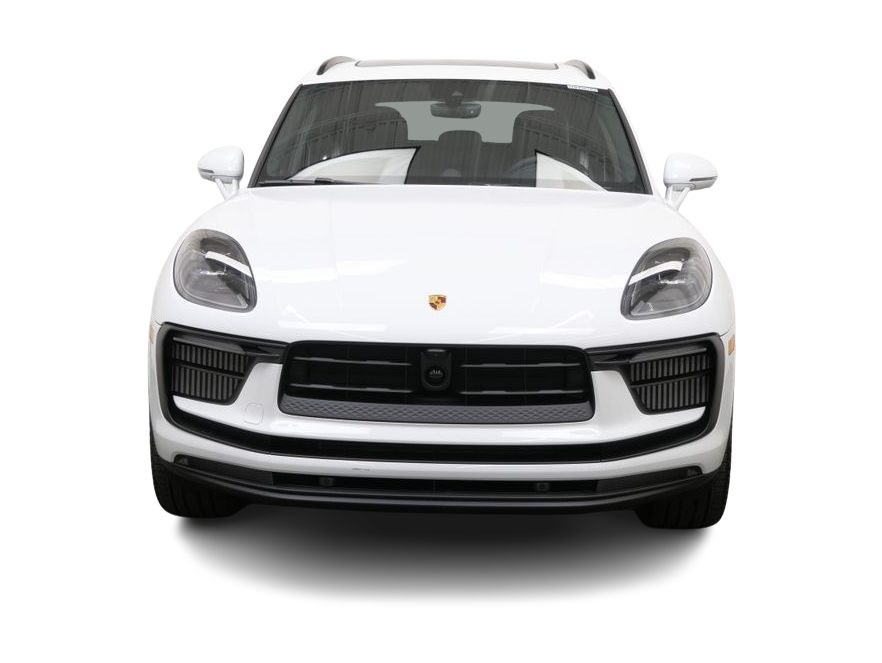 Thumbnail: 2026 Porsche Macan - 14