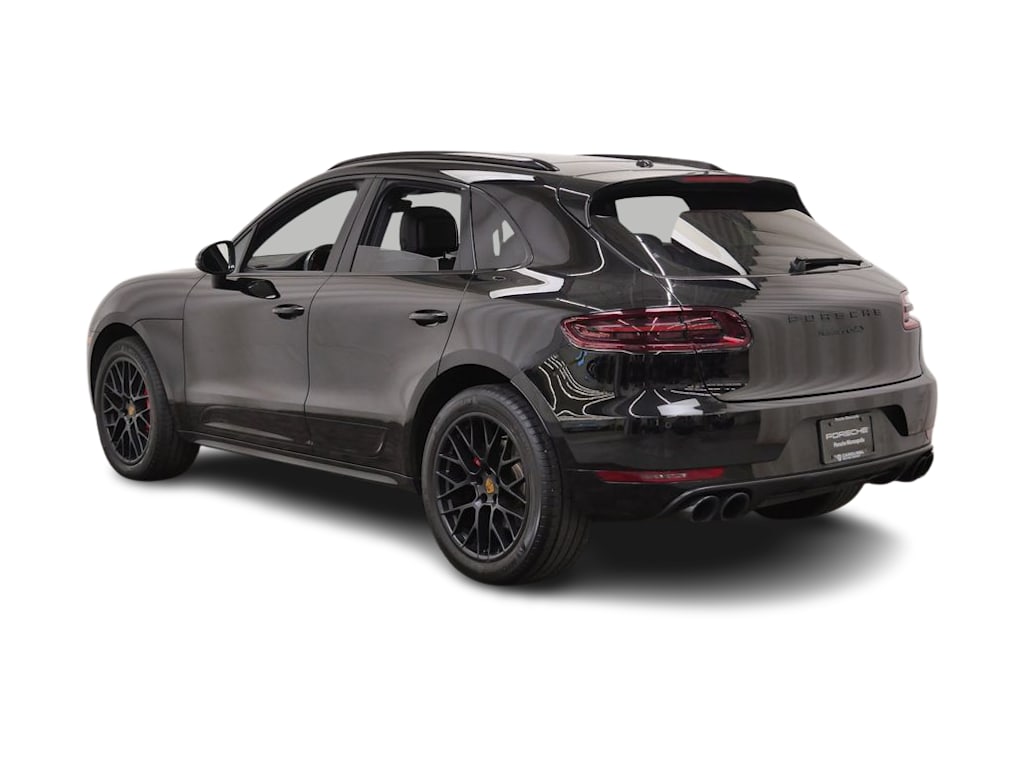 Thumbnail: 2017 Porsche Macan - 4