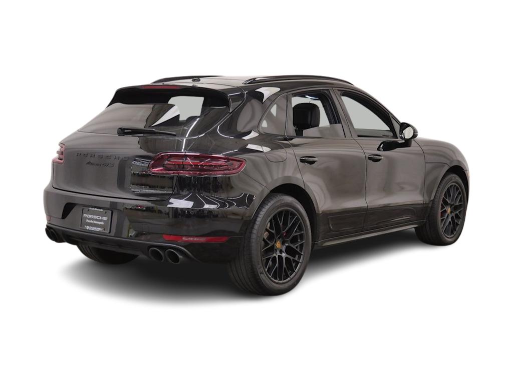 Thumbnail: 2017 Porsche Macan - 11
