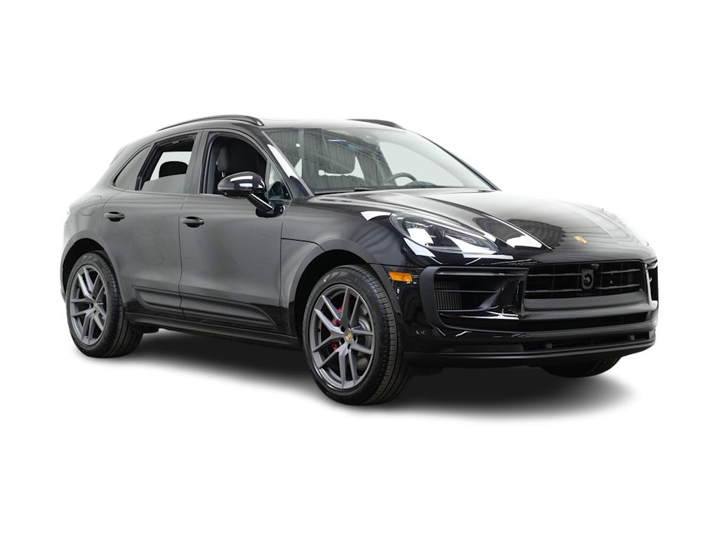 Thumbnail: 2026 Porsche Macan - 15