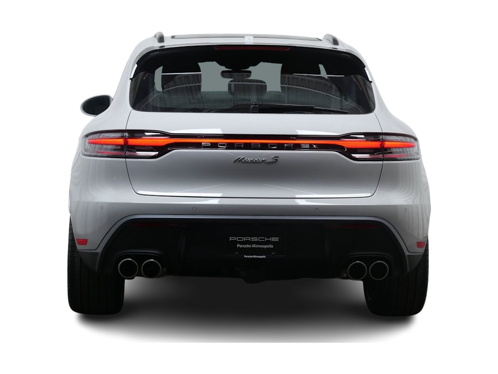 Thumbnail: 2026 Porsche Macan - 5