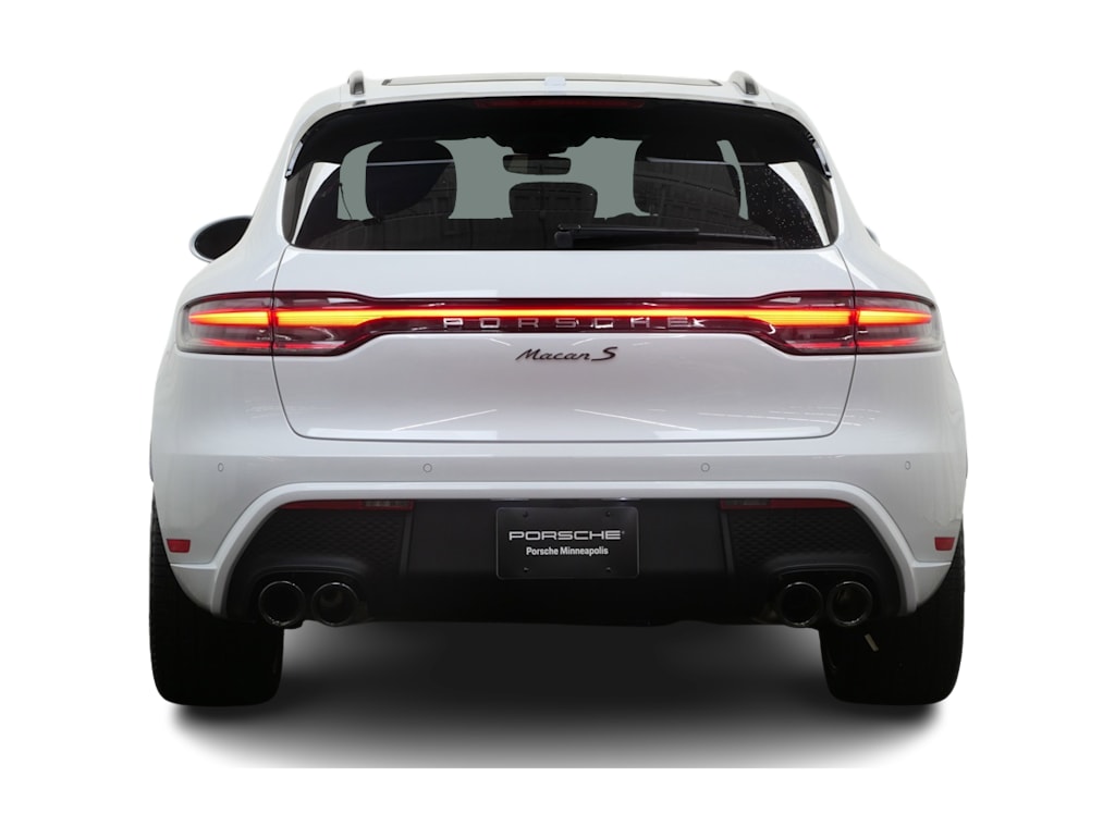 Thumbnail: 2026 Porsche Macan - 5