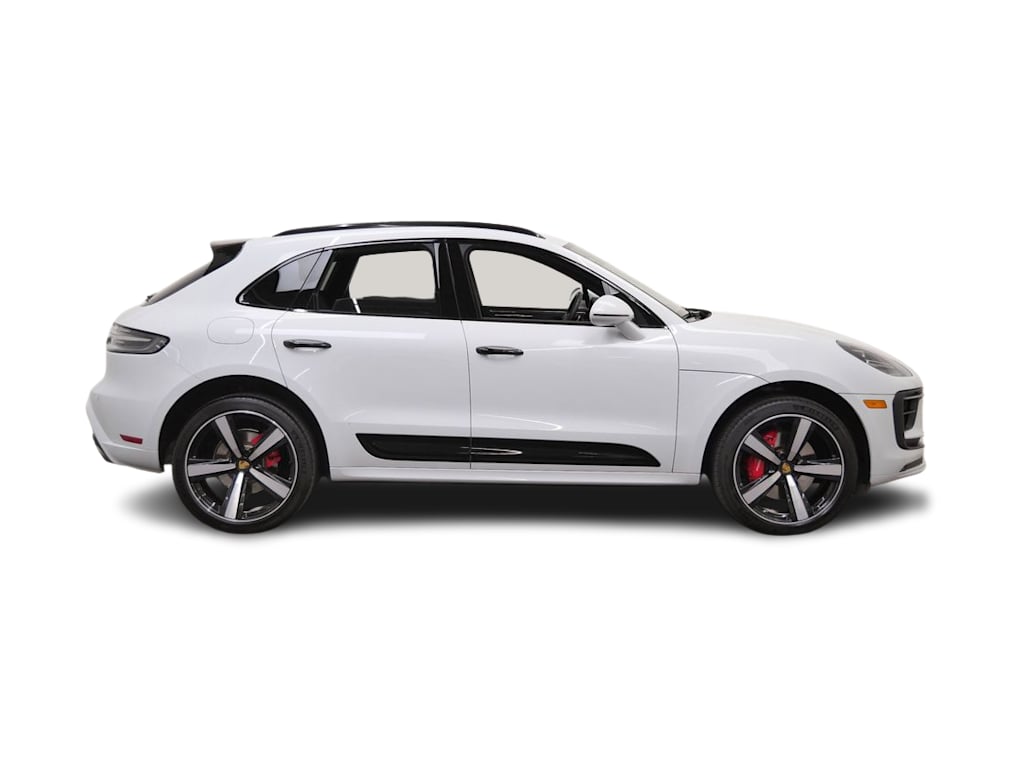 Thumbnail: 2022 Porsche Macan - 14