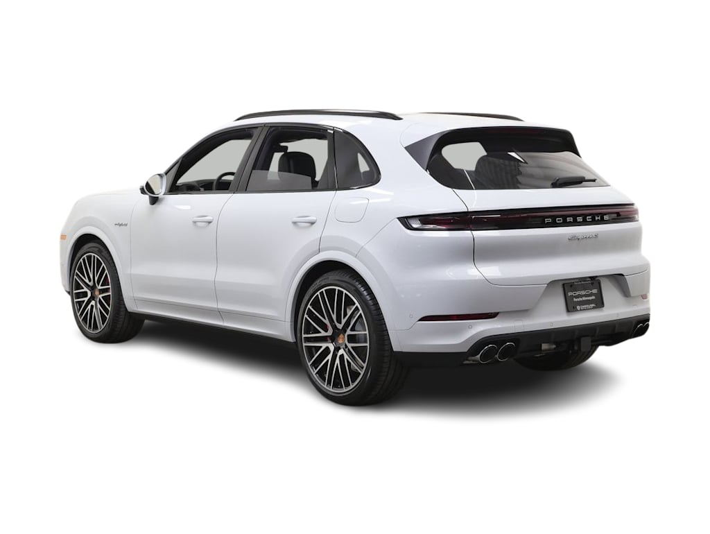 Thumbnail: 2026 Porsche Cayenne - 4
