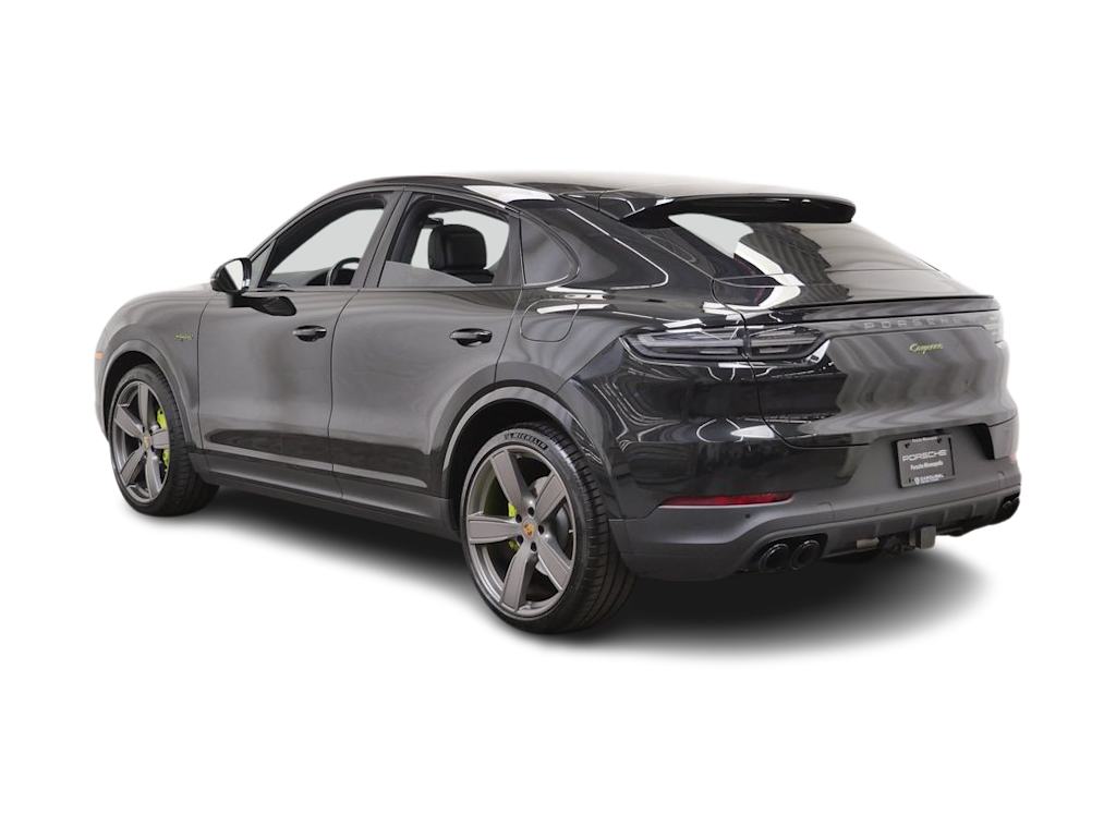 Thumbnail: 2023 Porsche Cayenne - 4