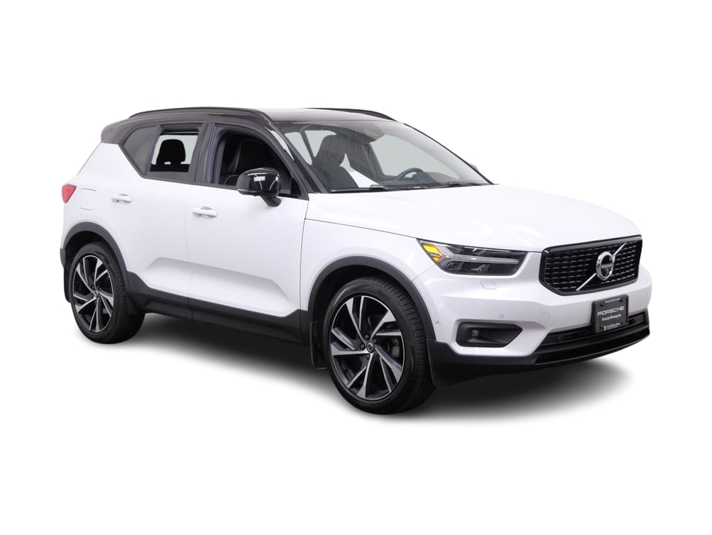 Thumbnail: 2019 Volvo XC40 - 15