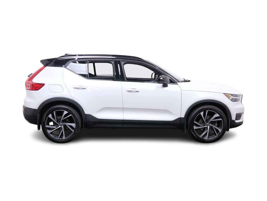 Thumbnail: 2019 Volvo XC40 - 14