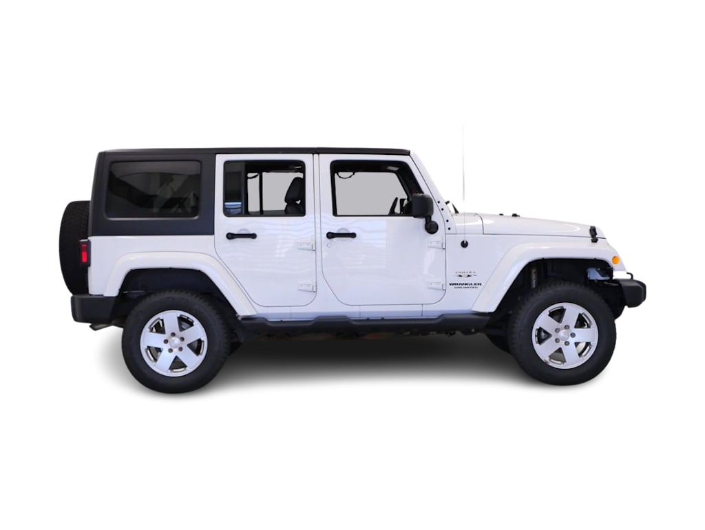 Thumbnail: 2017 Jeep Wrangler - 14
