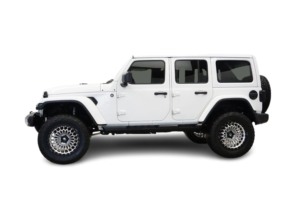 Thumbnail: 2022 Jeep Wrangler - 3