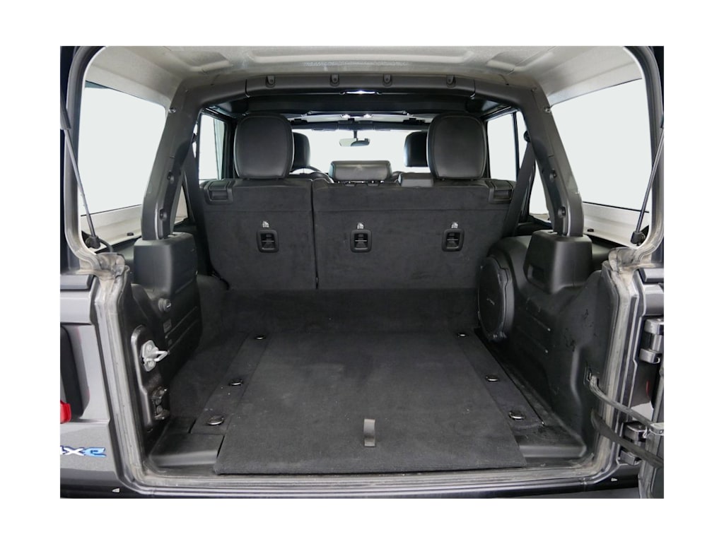 Thumbnail: 2022 Jeep Wrangler - 18