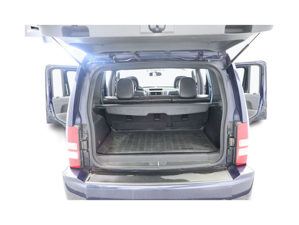 Thumbnail: 2012 Jeep Liberty - 15