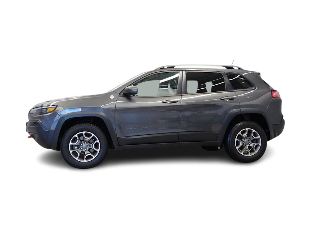 Thumbnail: 2020 Jeep Cherokee - 3