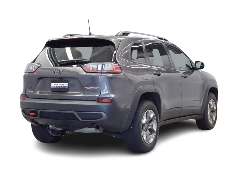 Thumbnail: 2019 Jeep Cherokee - 12