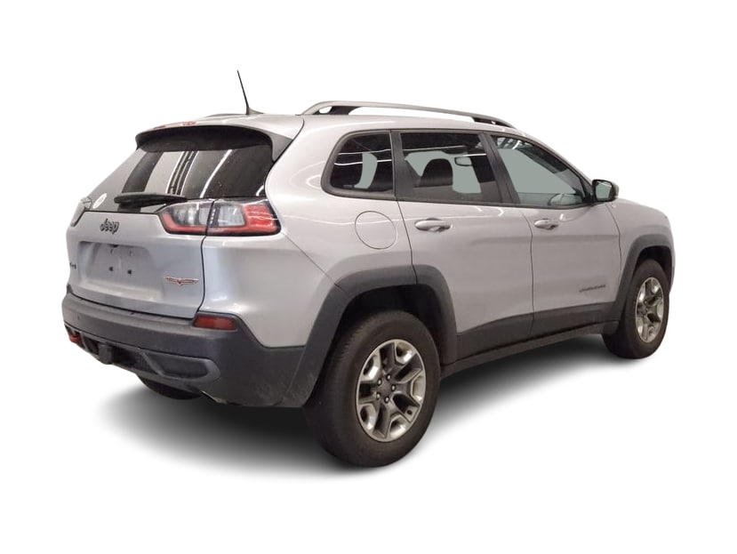 Thumbnail: 2020 Jeep Cherokee - 23