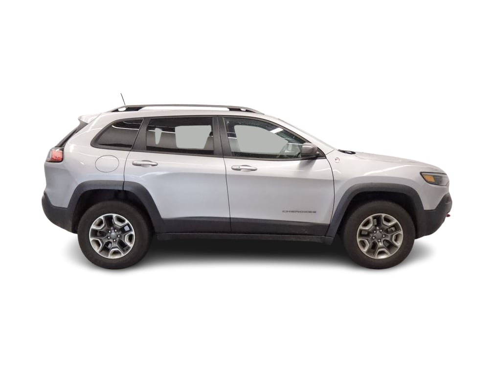 Thumbnail: 2020 Jeep Cherokee - 24