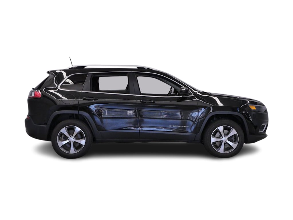 Thumbnail: 2020 Jeep Cherokee - 14