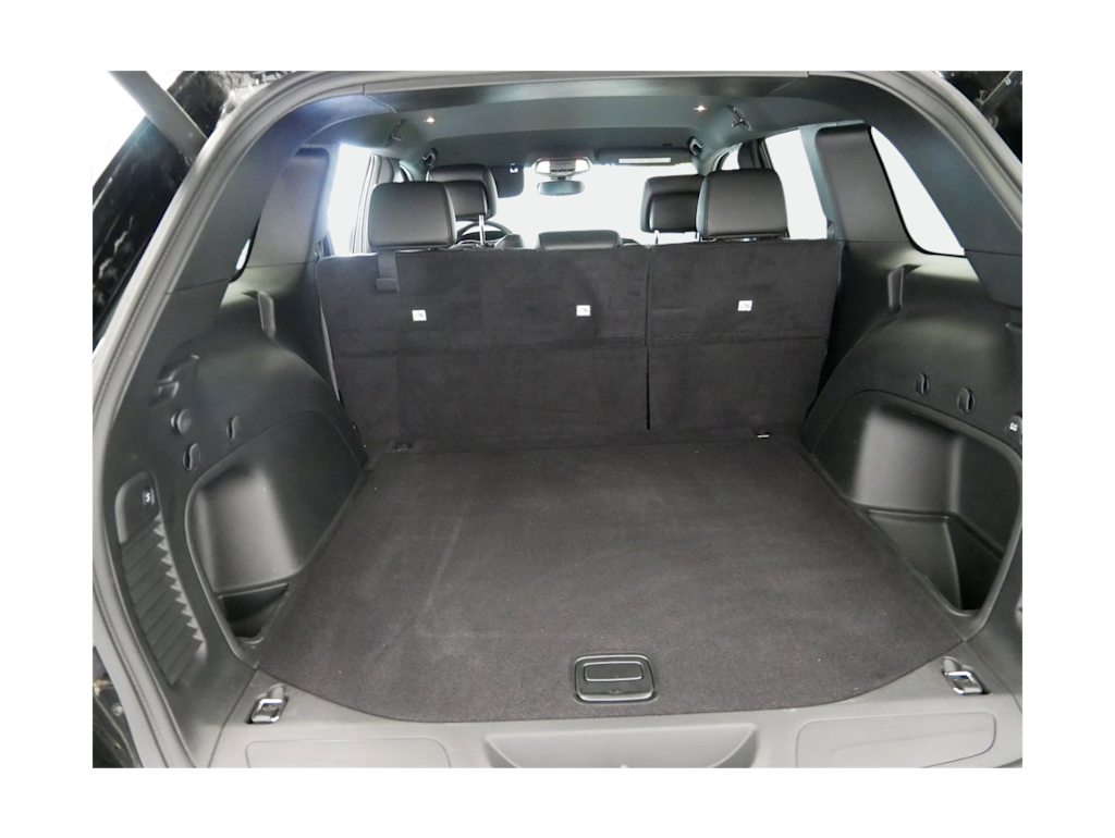 Thumbnail: 2022 Jeep Grand Cherokee - 17