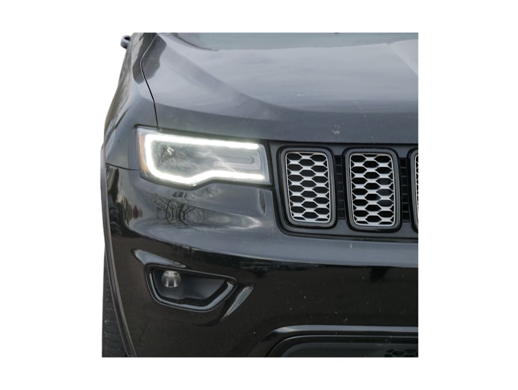 Thumbnail: 2021 Jeep Grand Cherokee - 17