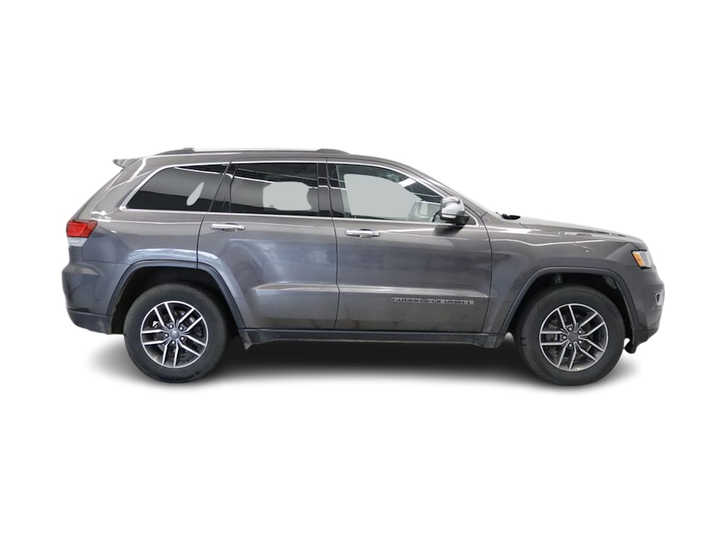 Thumbnail: 2020 Jeep Grand Cherokee - 18