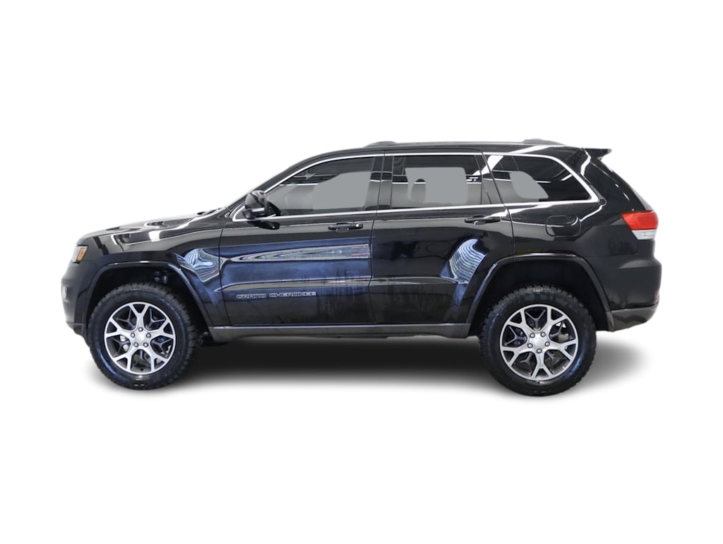 Thumbnail: 2018 Jeep Grand Cherokee - 3