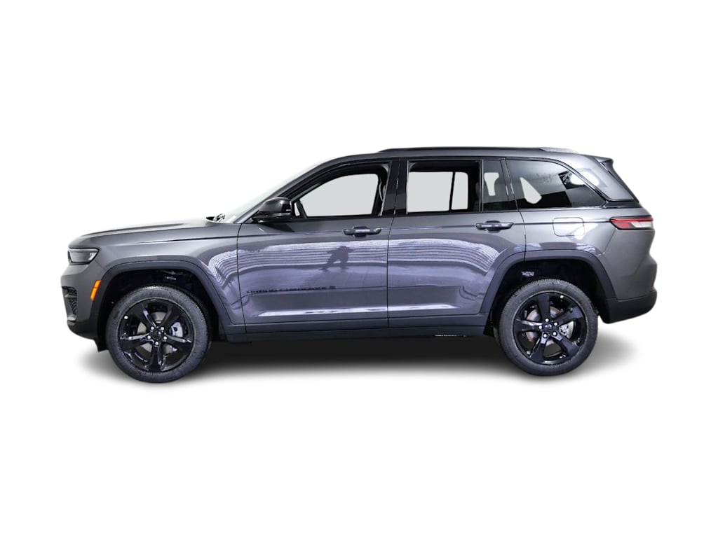 Thumbnail: 2024 Jeep Grand Cherokee - 3