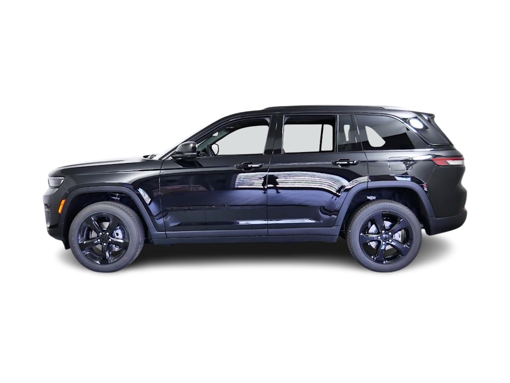 Thumbnail: 2024 Jeep Grand Cherokee - 3