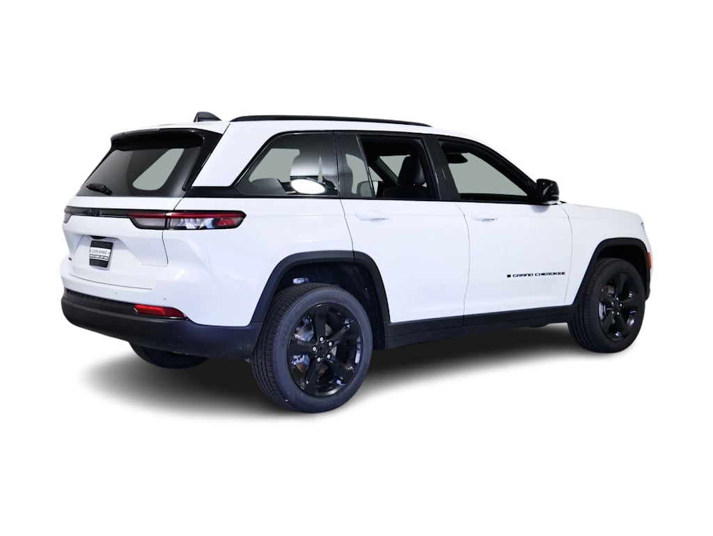 Thumbnail: 2024 Jeep Grand Cherokee - 22