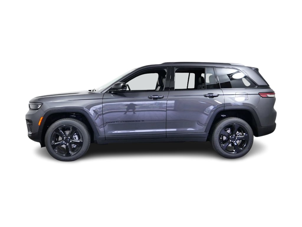 Thumbnail: 2024 Jeep Grand Cherokee - 3