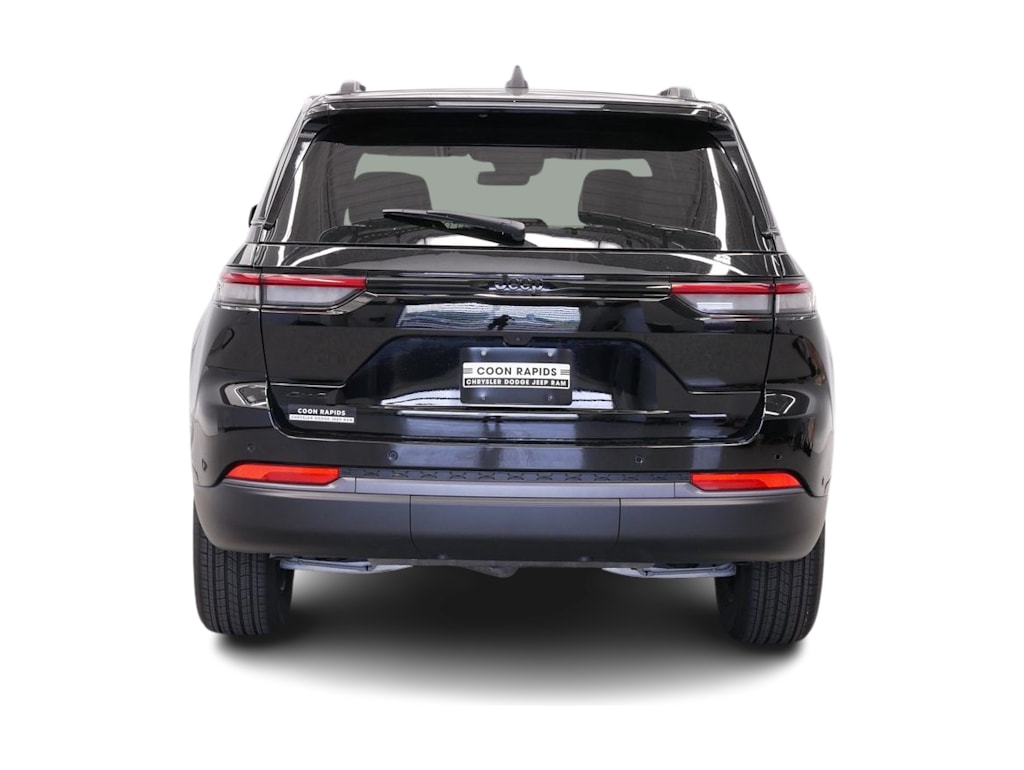 Thumbnail: 2026 Jeep Grand Cherokee - 5
