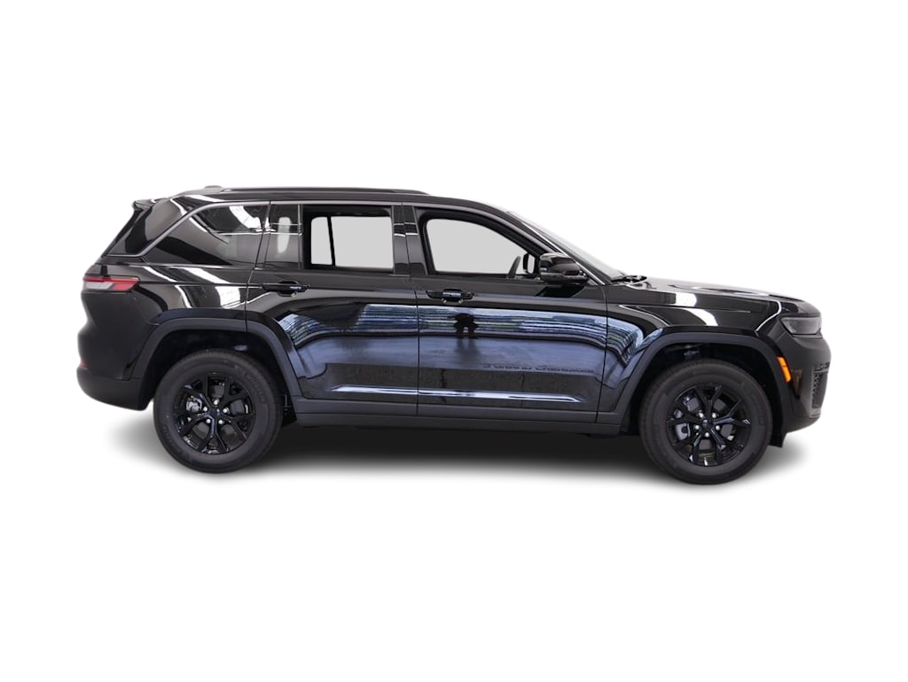 Thumbnail: 2026 Jeep Grand Cherokee - 15