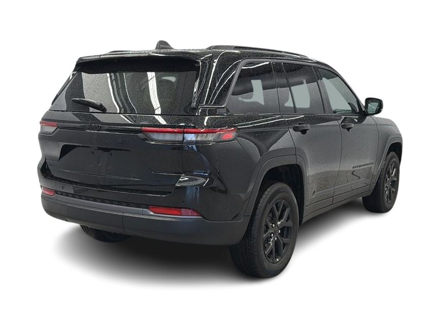 Thumbnail: 2026 Jeep Grand Cherokee - 8