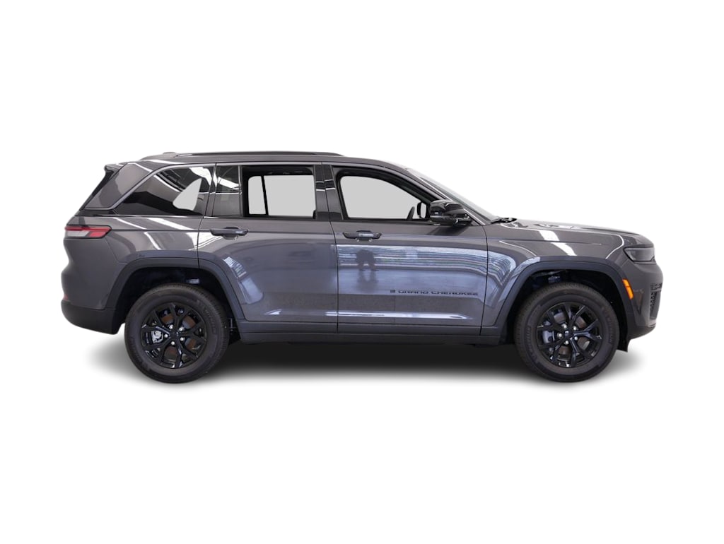 Thumbnail: 2026 Jeep Grand Cherokee - 17