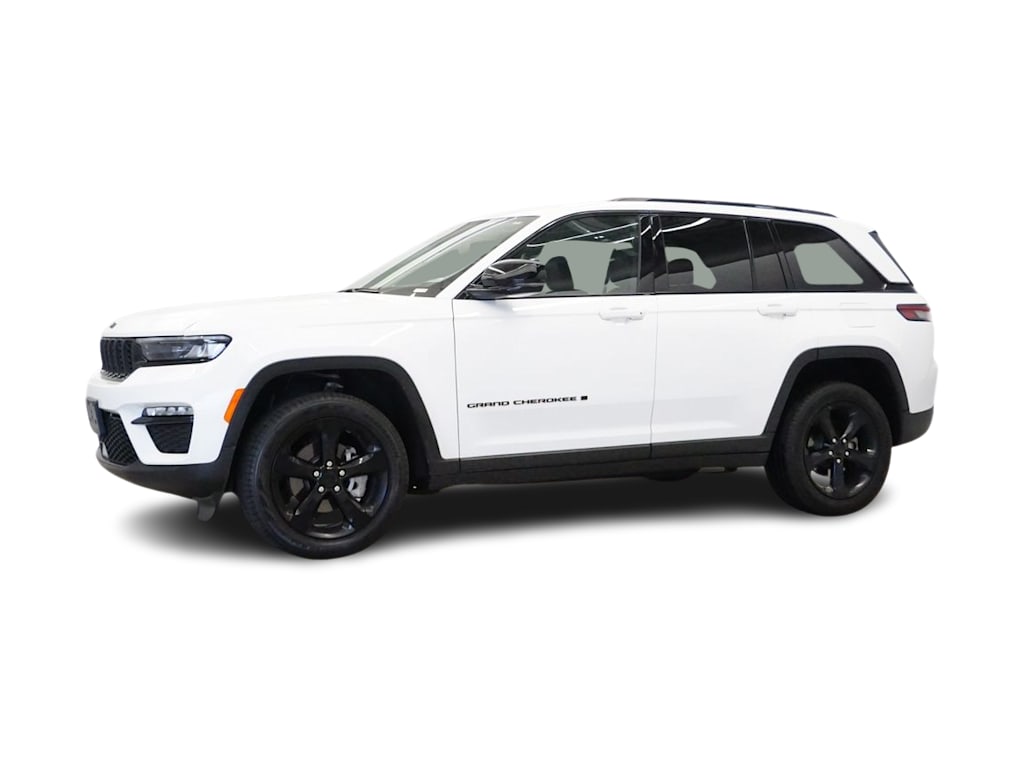 Thumbnail: 2023 Jeep Grand Cherokee - 3
