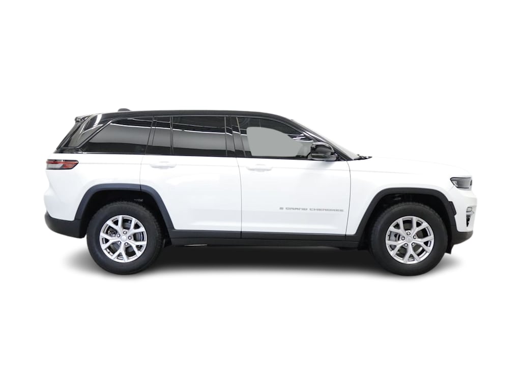 Thumbnail: 2022 Jeep Grand Cherokee - 18