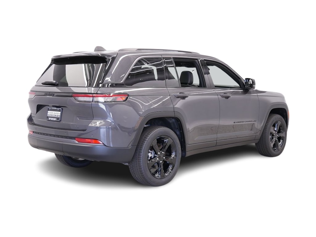Thumbnail: 2026 Jeep Grand Cherokee - 15