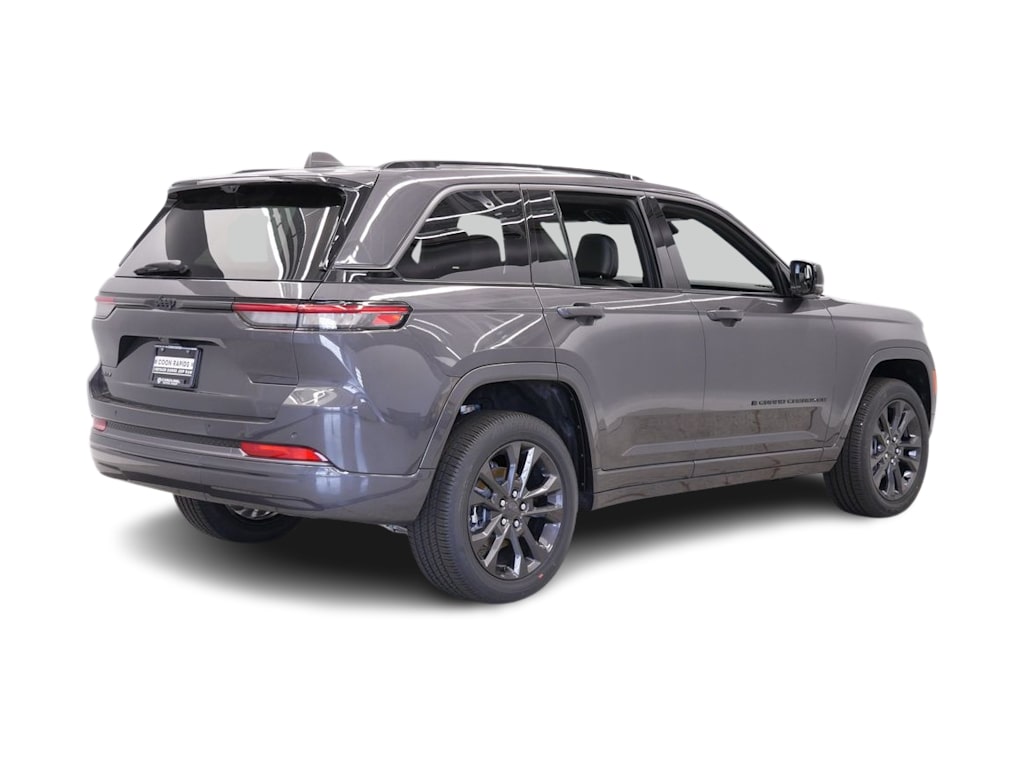 Thumbnail: 2026 Jeep Grand Cherokee - 16