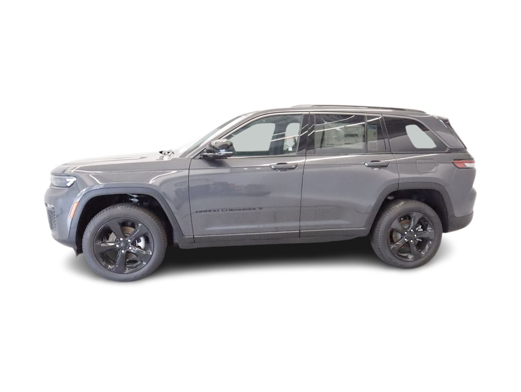 Thumbnail: 2026 Jeep Grand Cherokee - 3
